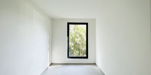 Appartement te huur in Schaarbeek voor € 1.694 met 3 slaapkamers - Foto 1