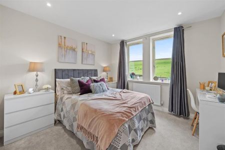 5 bedroom detached house to rent - Photo 5