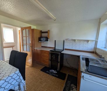 2 bedroom terraced house to rent - Photo 2