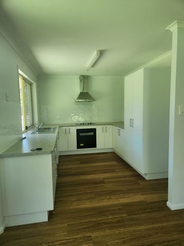 33 Fraser Street, QLD 4655, Torquay - Photo 4