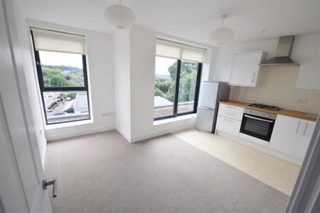 1 bedroom flat to rent - Photo 4