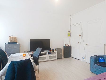 Appartement à louer - RUE GRANDVAL - Photo 2