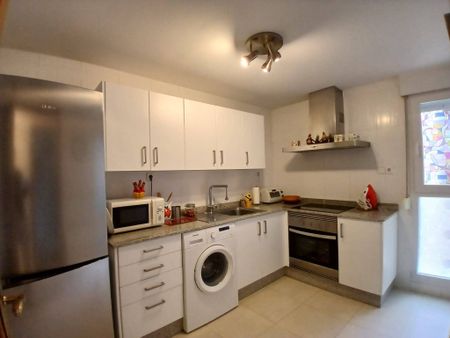 Apartamento de alquiler en Calle Intendencia, Casco Antiguo - Photo 3