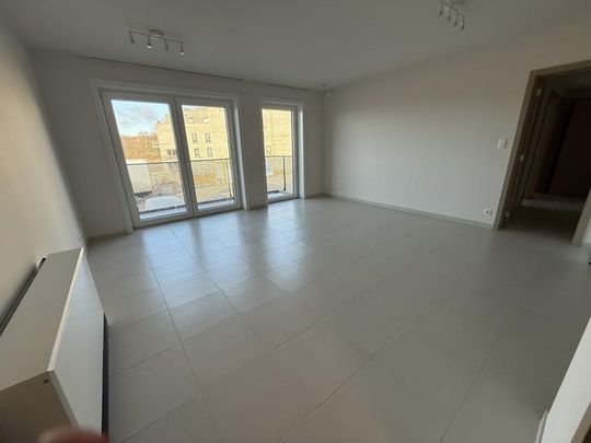 Appartement te huur - Foto 1