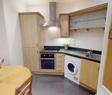 1 bedroom ground floor flat to rent - Photo 3