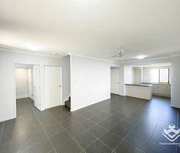 Immaculate Townhouse in an Award-Winning Community - Photo 1