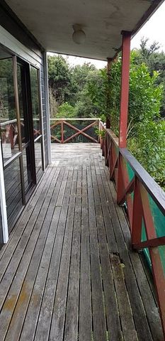 Charming 3BR Home in Serene Paremoremo - Photo 3