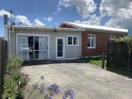 Charming Living in Maunu - Photo 3