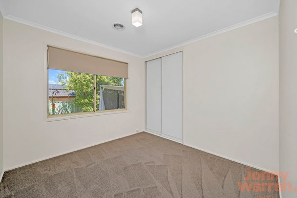45 May Maxwell Crescent, Gilmore ACT 2905 - House For Rent | Domain - Photo 1