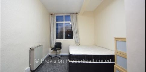 2 Bedroom Flats in Leeds - Photo 2