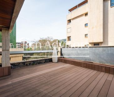 Exclusivo ático con gran terraza, parking y piscina comunitaria en ... - Photo 6