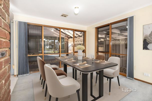 Be Quick For This Spacious Family Home, Set In A Peaceful Court Setting! - Photo 1