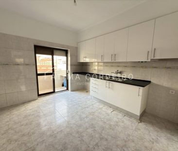 Apartamento T2 em Setúbal - Photo 2