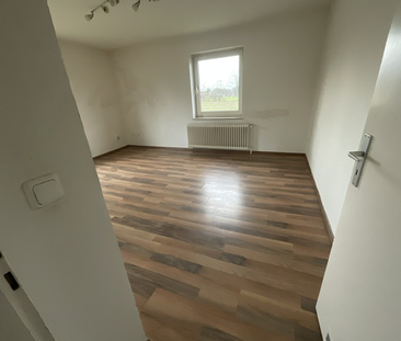 3-Zimmer-Wohnung in Diepholz im EG mit Balkon und Wannenbad - Foto 1