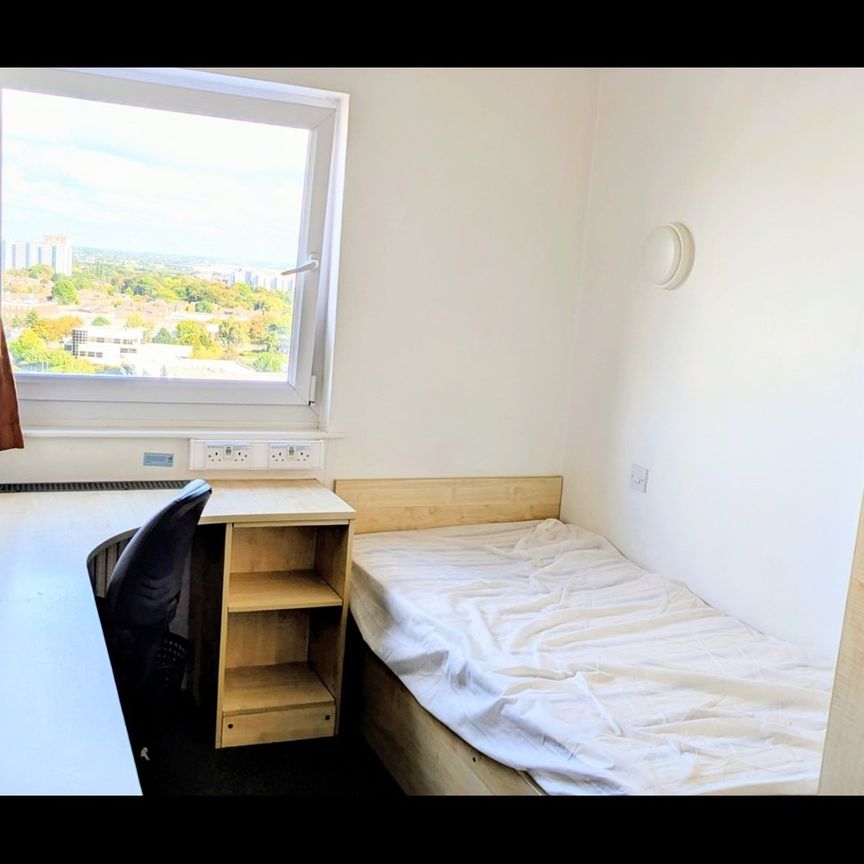 Room in a Shared Flat, Jennens Road, B4 - Photo 1