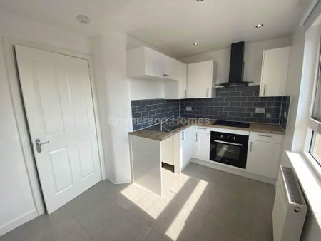 2 bedroom cottage to rent - Photo 5