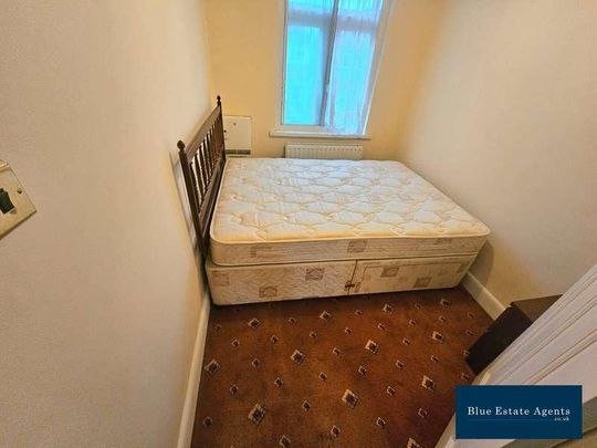 Haslemere Avenue, Hounslow, TW5 - Photo 1