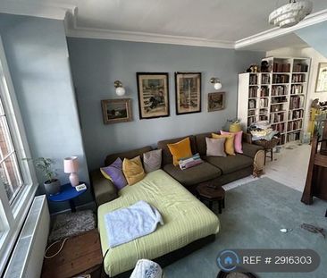 3 bedroom terraced house to rent - Photo 3