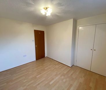 Clos Y Deri, Llanelli, SA14 - Photo 4