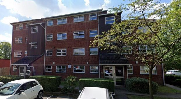 2 bedroom flat to rent - Photo 1