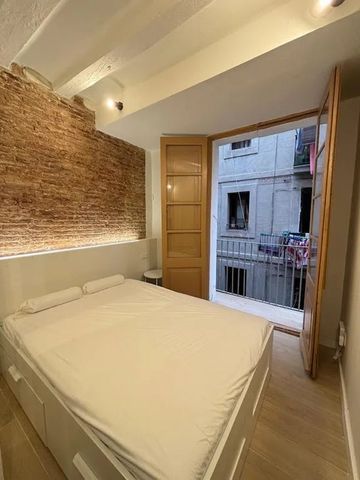 Carrer de Vistalegre, Barcelona, Catalonia 08001 - Photo 3