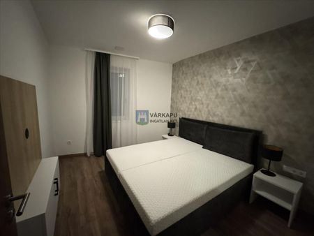 Kiadó luxus lakás - Székesfehérvár - Photo 4