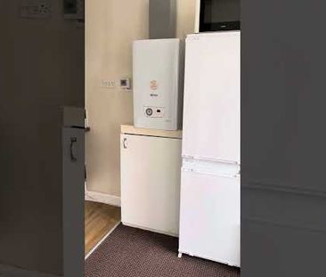 Studio Flat, Claremont Road, M6 - Photo 4