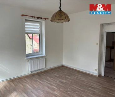 Pronájem bytu 1+1 v Jílovém, ul. Teplická - Photo 2