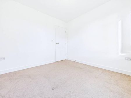 4 bedroom apartment to rent - Photo 5
