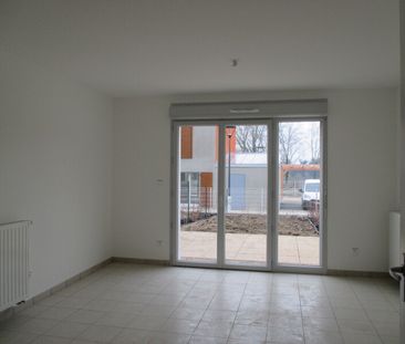 Location Maison 3 Pièces 57 m² - Photo 2