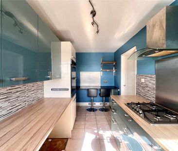 Bath Road, Longwell Green, Bristol, Gloucestershire, BS30 - Photo 1
