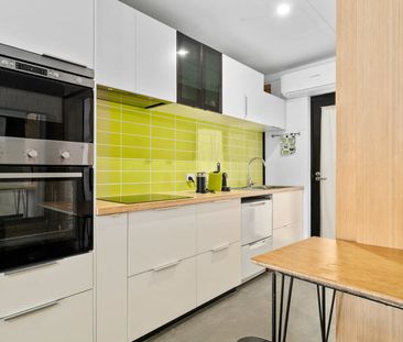 FULLY FURNISHED RENOVATED DELIGHTS! - Photo 3