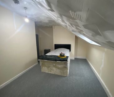 Room in a Shared House, Durham Road, B11 - Photo 2