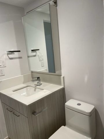 Westwood Towers - Photo 3