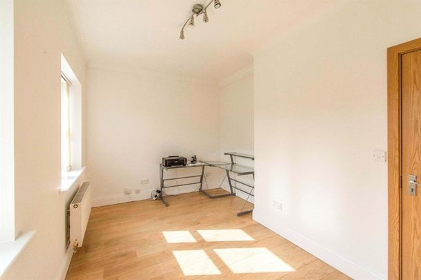 Princess Road - Photo 1