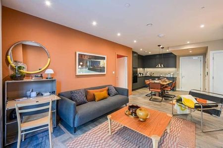 Westfield Avenue, Stratford, E20 - Photo 3