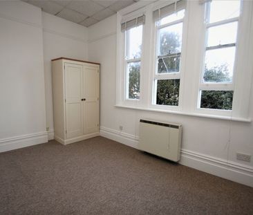 Wollstonecraft Road, Bournemouth - Photo 1