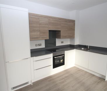 Bryanston Court Selden Hill, HP2 4TN, Hemel Hempstead - Photo 4