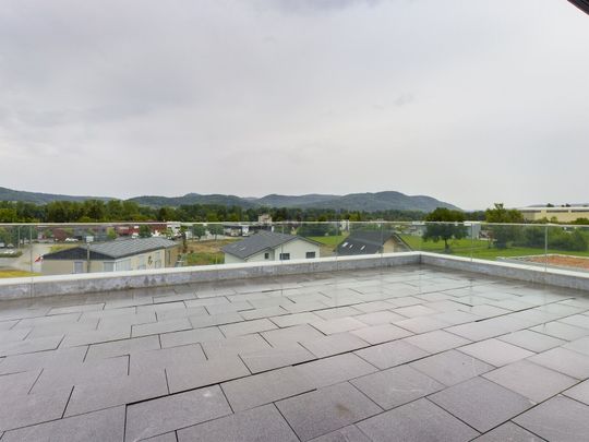 Modern 2.5-room penthouse apartment with modern comfort, Zurzach - Foto 1