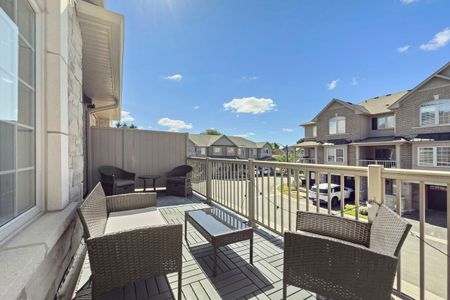 For Lease - 215 Dundas Street Unit# 9, Hamilton, Ontario - Photo 2