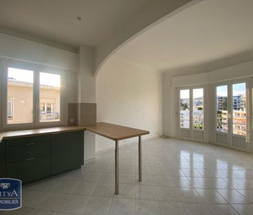 Location Appartement 3 pièces 60m² NICE 06100 - Photo 4