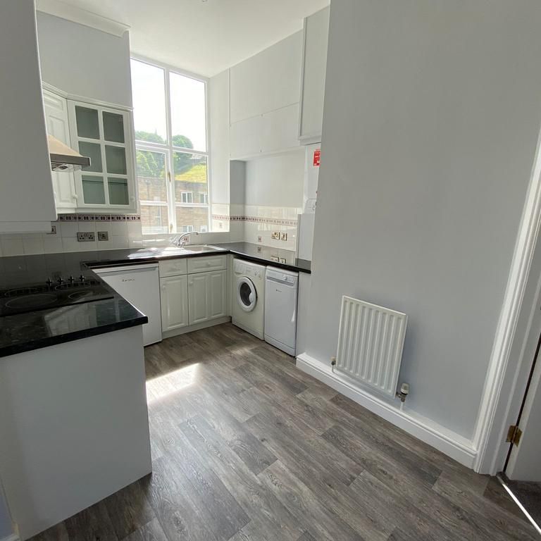 1 bedroom flat to rent - Photo 1