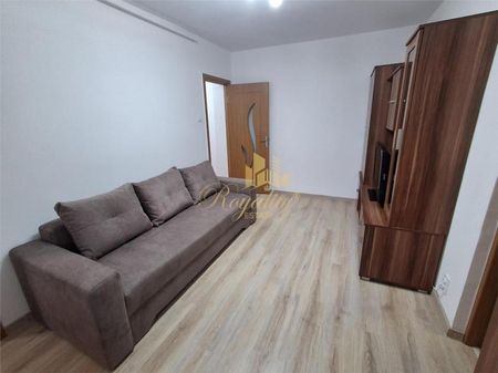 Apartament 2 camere, ETAJ 3, centrala, clima - Zona Complexului Studentesc - Fotografie 3