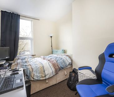 3 bedroom maisonette to rent - Photo 1