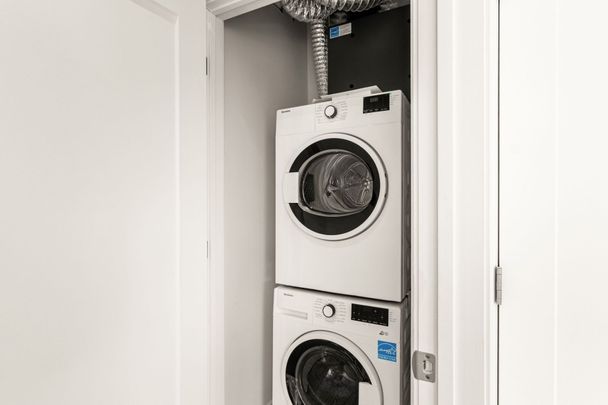5 Rue d'Orly, #303 - Photo 1