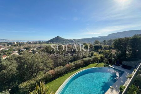 Location saisonnière Villa à Mandelieu la Napoule - Maison provençale avec piscine - Photo 2