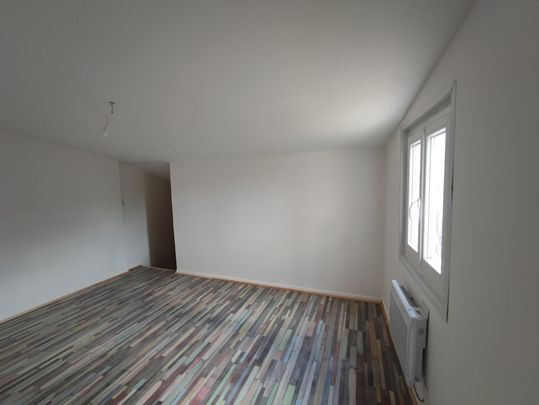 Location Appartement 2 pièces 48m² ST GILLES 30800 - Photo 1