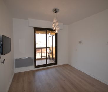 Location Appartement 2 pièces 47m² NICE 06000 - Photo 1