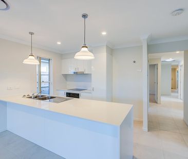 Brand New Family Home in a Prime Location - Photo 6