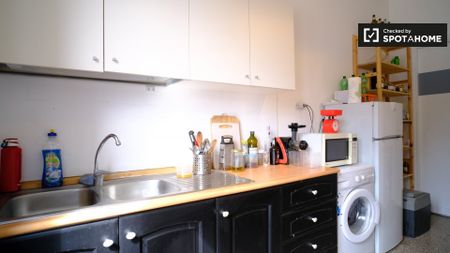 rome, Lazio 00182 - Photo 2